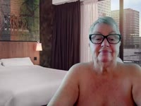 Hello iam a granny i like sex or masturbate for you