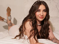 masturbating webcamgirl KeiraHarts