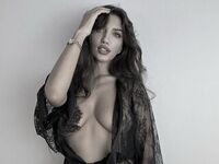 webcamgirl MathildaLian