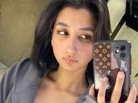 topless webcamgirl NubiaBeamish