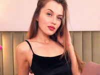 live cam show QuinnTakara