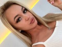 naked camgirl fingering pussy SelenaDepaoli