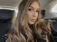 camwhore masturbating with vibrator SophieViv