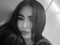 naked camgirl YevetteStreeper