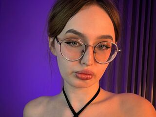 naughty camgirl fingering shaved pussy AdeLuna