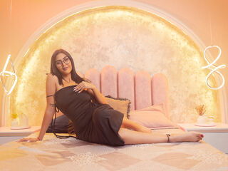 sexy webcamgirl picture AishaCarpenter