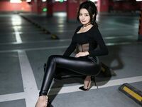 topless AliceBabson