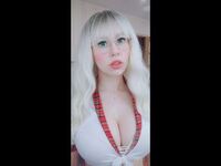 camgirl playing with vibrator AliceShelby