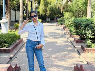 fingering camgirl video AmairaSingh