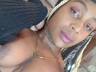 fingering girl cam picture AnaTower