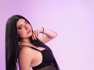 naked webcamgirl AriaLunex