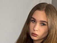 naughty cam girl masturbating with dildo BaileyGagnon