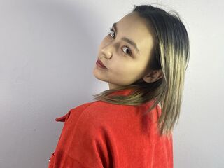 naked girl with cam masturbating BellaWaves