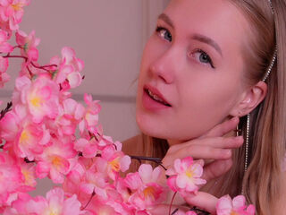 hot naked webcam girl BertaTurro