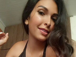 camslut topless BrendaMontecarlo