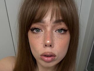 fingering girl chatroom CaitlinBlethen