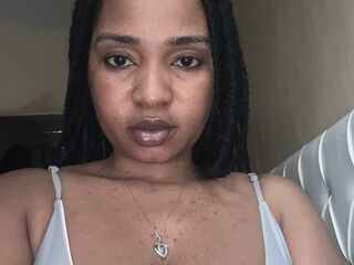 sexcam show CarolineJames