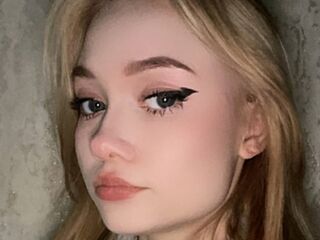 hot webcam photo CecilyBurnard