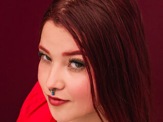 camwhore shaving pussy CelesteVertusk