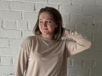 hot cam girl fingering pussy ChristiaBenoy