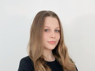 adult hardcore cam ChristianeSivie