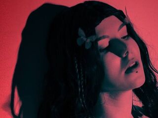 shaved pussy webcam CorlissFunston