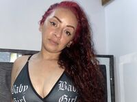 camslut showing tits CrystalHeatt