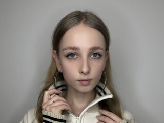 topless girl DessieBusche