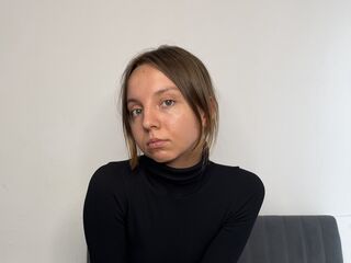 erotic cam video EleonoraSzabo