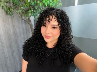 camgirl masturbating EmilyJune