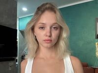 girl chatroom EveMorrison