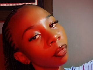 live teaser cam FaveWhite