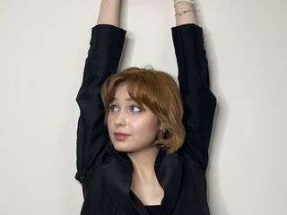 naked cam girl fingering pussy FloraHamp