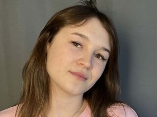 show live FlossieStudwell