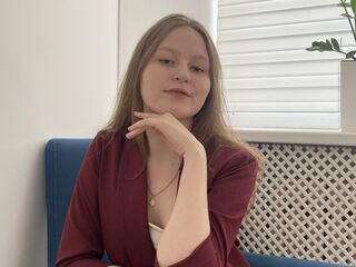 fingering cam slut GermaineMoland