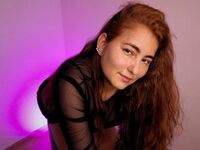 cam girl masturbating with sextoy GiarellaCampbell