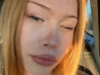 naked cam chatroom HaleyCorpuz