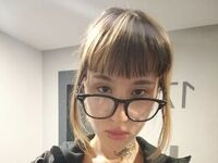 cam girl fingering HallieAblin