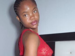 camgirl masturbating with vibrator IvyAurora