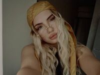 fingering girl webcam  JessieFord