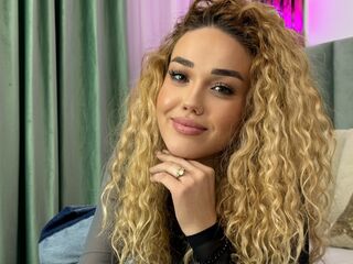 mastubating web cam girl JessyJill