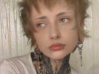 naked webcam girl masturbating JulianeVerdier