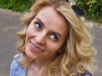 mastubating web cam girl JulietteKramer