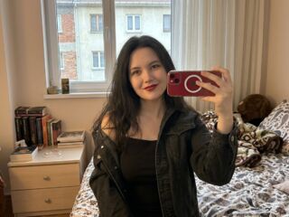 sexy webcamgirl KeliCollymore