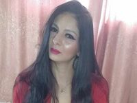 cam girl masturbating with sextoy KrissDesire
