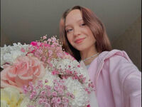 web chat LashondaBinion