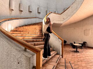 beautiful girl cam LauraSnok