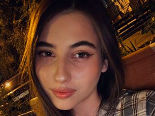 closeup pussy webcam LeiaFrost