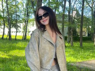 nude webcam girl LikaDelic