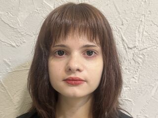 topless girl LillyMilly